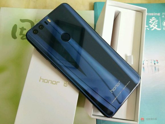 魅海蓝和哪种蓝色接近,魅海蓝和幻夜黑哪个颜色好