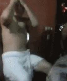 神龙大摆尾恶搞,神龙摆尾车的搞笑视频