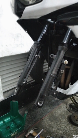 维修小忍者发动机,小忍者维修支架