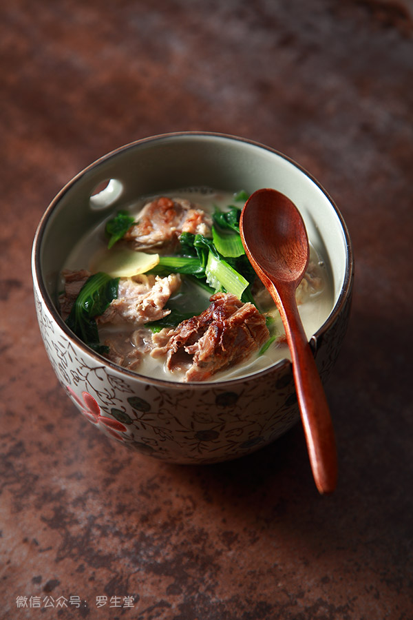 吃完烤鸭的鸭架如何处理,吃完烤鸭的鸭架汤怎么做