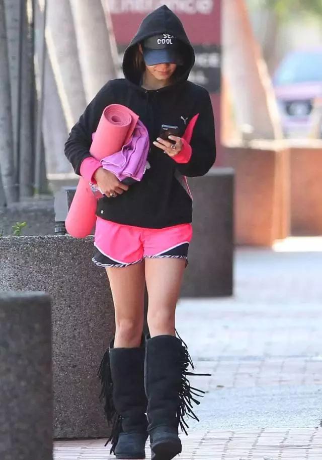 中膝靴怎么选,腿型靴子如何选择