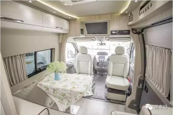 雅升大通v80短轴房车,雅升斯宾特房车