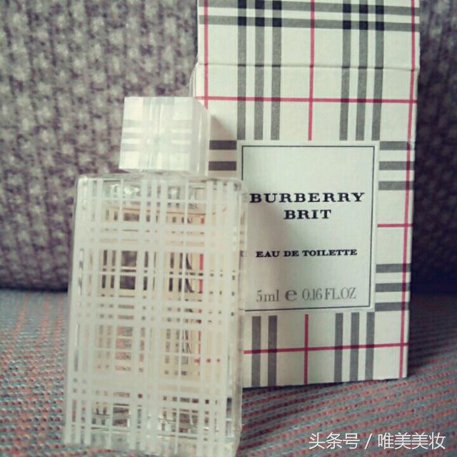 巴宝莉挚爱绯色悦粉香水怎么样,巴宝莉和范思哲香水哪个档次高