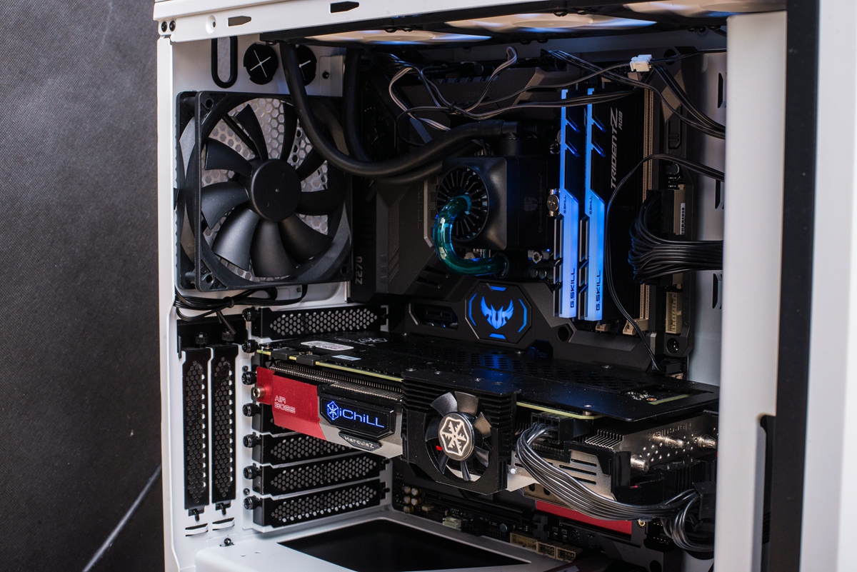 华硕电脑玩生化危机,华硕无畏15i生化危机