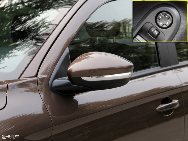 标致3012016款1.6l自动尊崇版,中期改款大变样