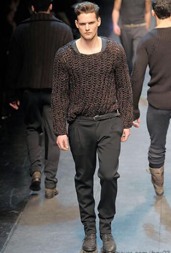 世界十大服装品牌男装,男装t恤夏季世界品牌大全