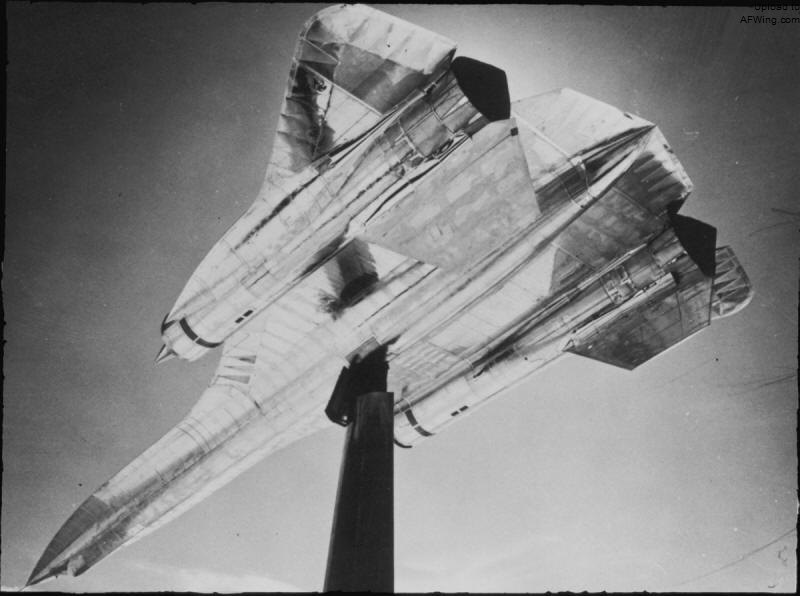 y-12侦察机,三马赫a-12侦察机