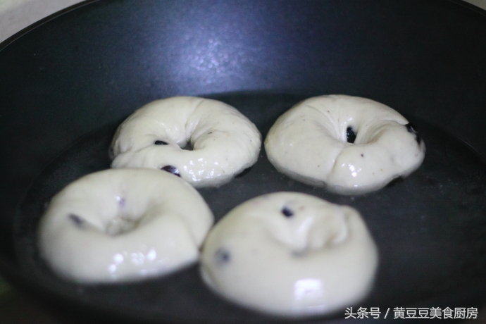 面包控不可错过的4款早餐面包,给大家推荐一款特别好吃的面包