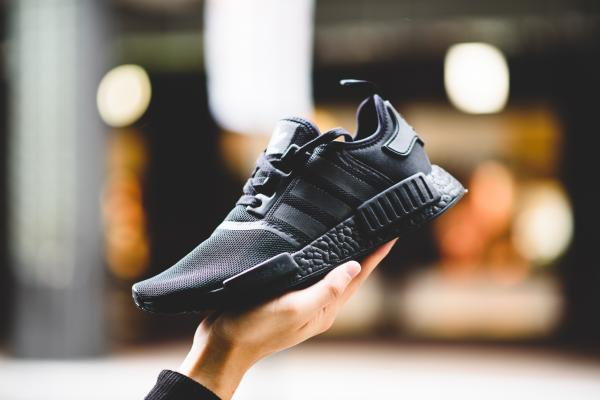 adidasnmdr1meshblackred,adidasoriginalsnmdr1鍜宐oost鍖哄埆