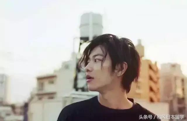 佐藤健在日本女性心中的地位,佐藤健颜值巅峰图片