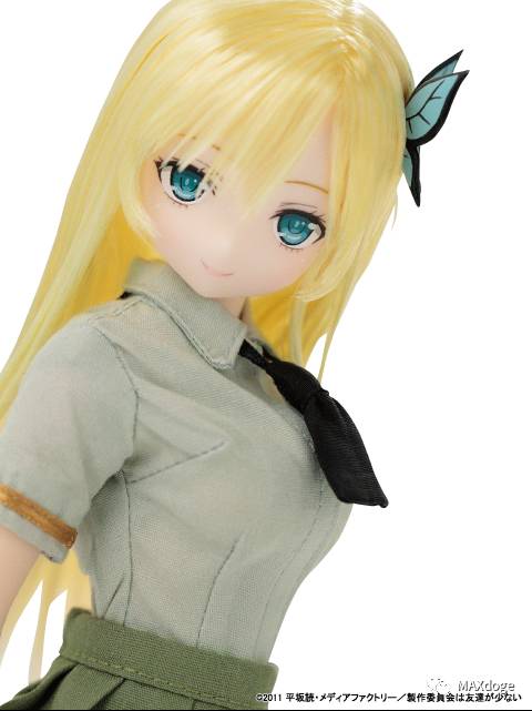 azone娃娃大小,放在手心里的娃娃