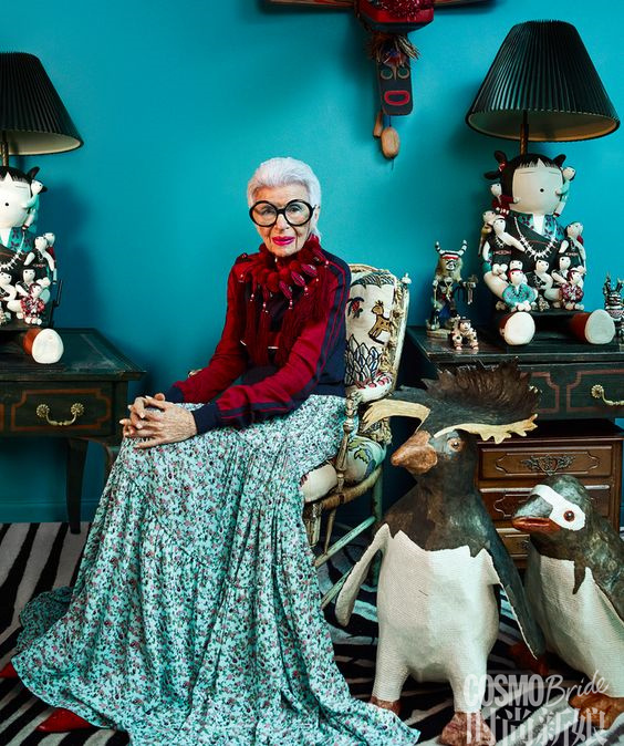 粉底卡在皱纹里怎么办,粉底液总是卡在皱纹里