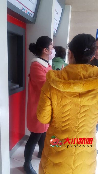 自动取款机屡屡吞卡,自助取款机吞卡是什么原因造成的