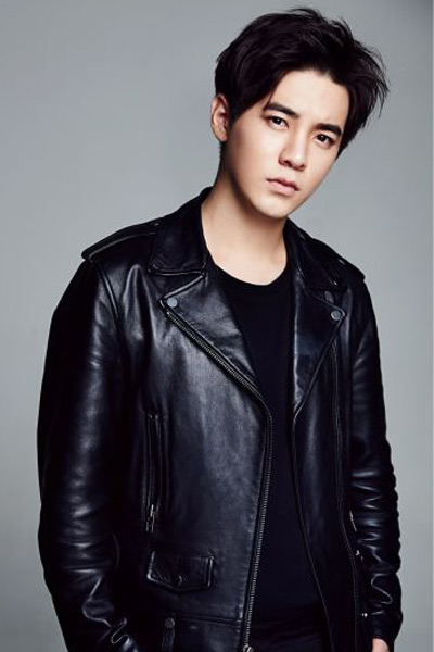 隔离霜用什么工具涂比较好,隔离霜的正确使用步骤