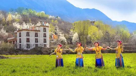 鑹茶揪涓瑰反浣涘浗涔嬫梾4鏃ユ父,涓瑰反鐜嚎4鏃ユ父