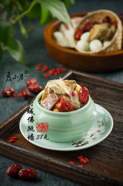 走起!天津恒隆广场春季新品攻略,给自己一个买买买的理由