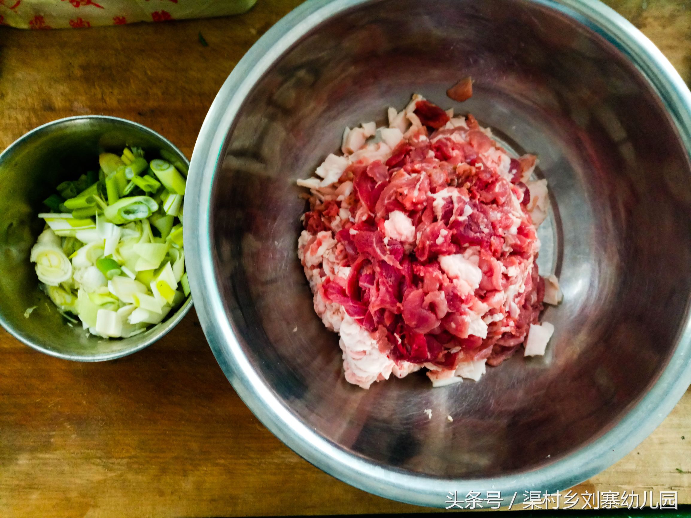 孩子每天在刘寨幼儿园吃什么呢？·孩子成长日记第二期