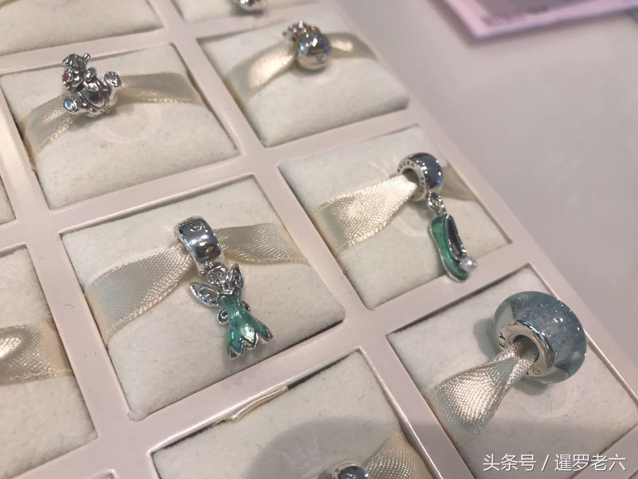 吉隆坡双子座买潘多拉手链，不买媳妇不高兴，两千就这么花掉了！