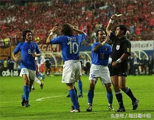 盘点国足冲突,里皮在韩国有多强