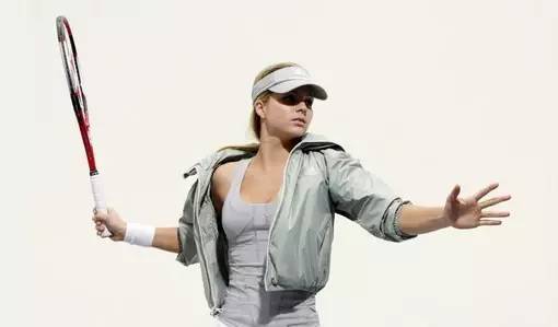 两肩膀酸痛警惕癌症,肩膀总是感觉紧张酸痛