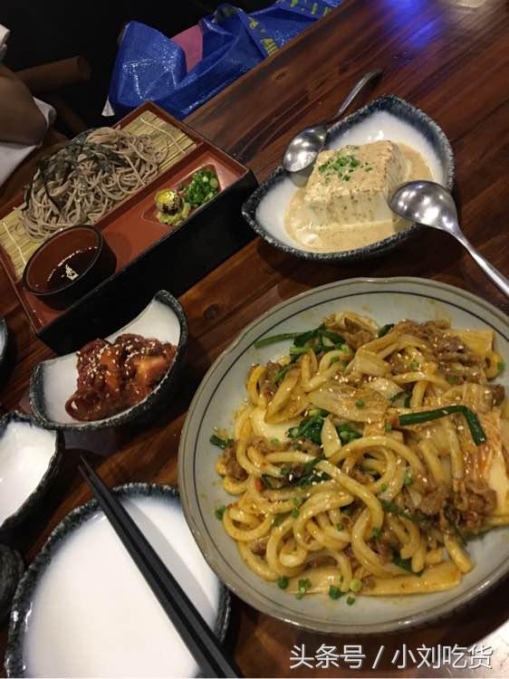 武汉美食美女视频,98妹子的美食记录