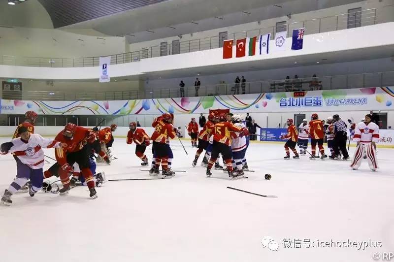 u18锦标赛中国冰球比赛的回放,u8冰球中国vs瑞典