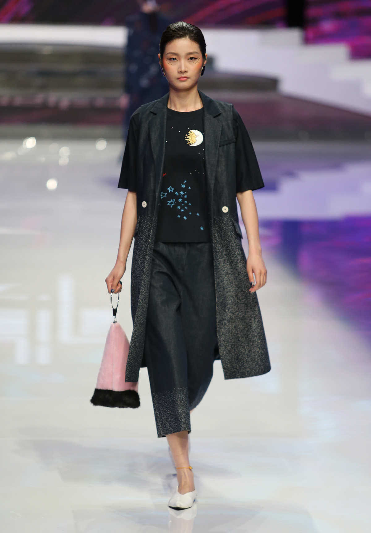 李祖亮携oudifuwavepoint系列点亮星座之旅