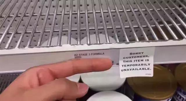 又是a2!中国情侣拿走华人妈妈奶粉钱后消失,几罐奶粉至于么?