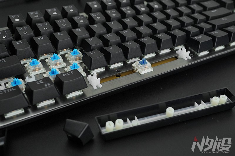 宜博键盘k753怎么调灯光,宜博k753拯救者机械键盘