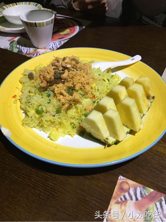 武汉美食美女视频,98妹子的美食记录