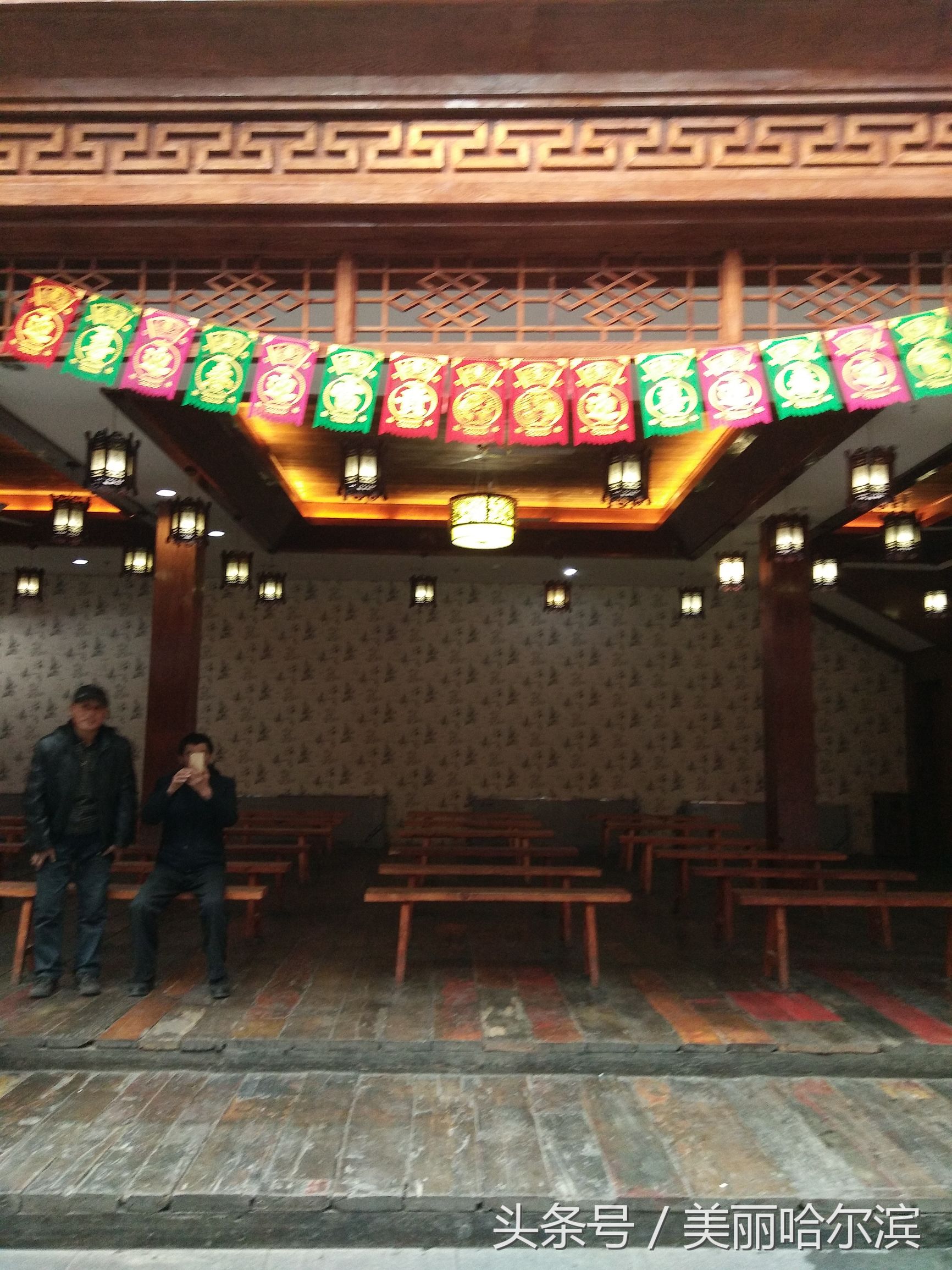 哈尔滨关东古巷打卡,中秋哈尔滨关东古巷