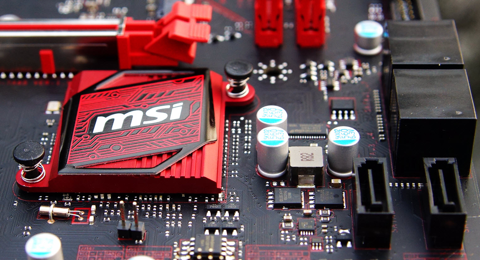 DIY已成往事，电竞时值壮年