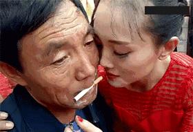 这兄弟一表人才风度翩翩，为什么没有媳妇呢？