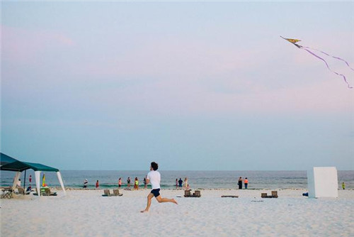 跑步时为什么胸部疼怎么解决,跑步护胸收副乳