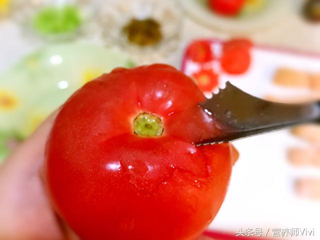 营养师Vivi｜颜值超高的三文鱼番茄杯