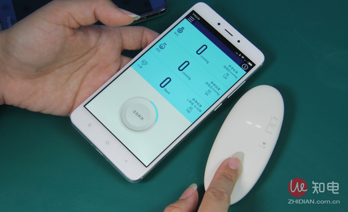 新老血压计的测量对比,哪款型号血压计测试准确