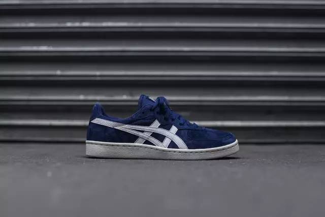 四大跑鞋优劣势综合对比,被严重低估的三款国产跑鞋