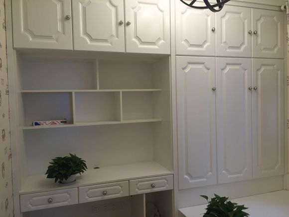 75平米两室一厅装修简美,75平顶楼带阁楼的装修清单