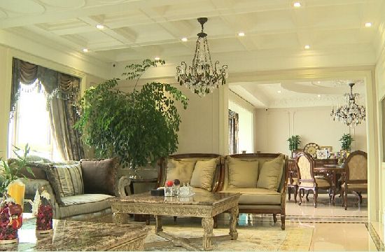 能把卖面膜说成是做慈善，此种营销不服不行，张庭or鸡汤女王？