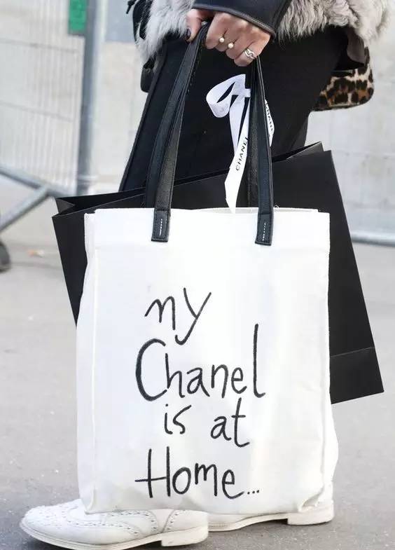 一个时装设计专业的十年服装路,一个不出名的服装设计师