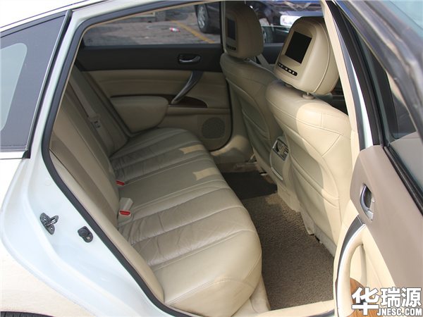 2011款日产天籁是公爵吗,日产天籁2011款公爵2.5l值多少钱