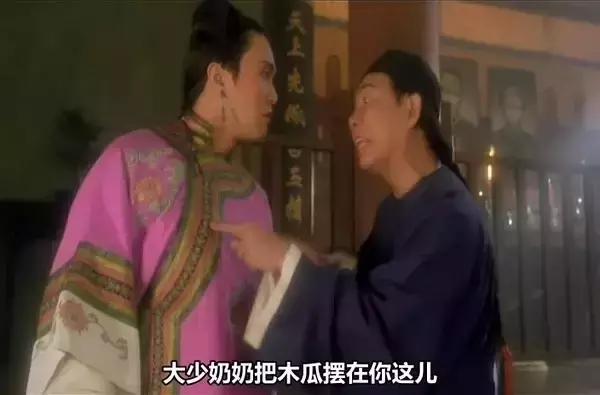 星爷金刚腿和铁头功,还记得功夫巨星李小龙吗