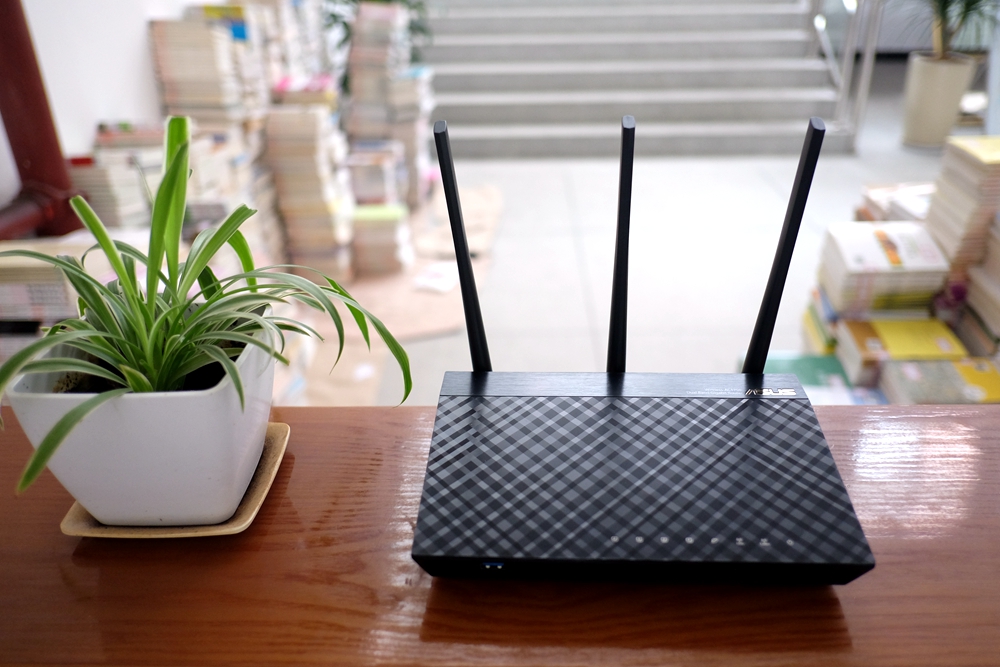 华硕n66u路由器评测,华硕路由器ac66u-b1最佳版本