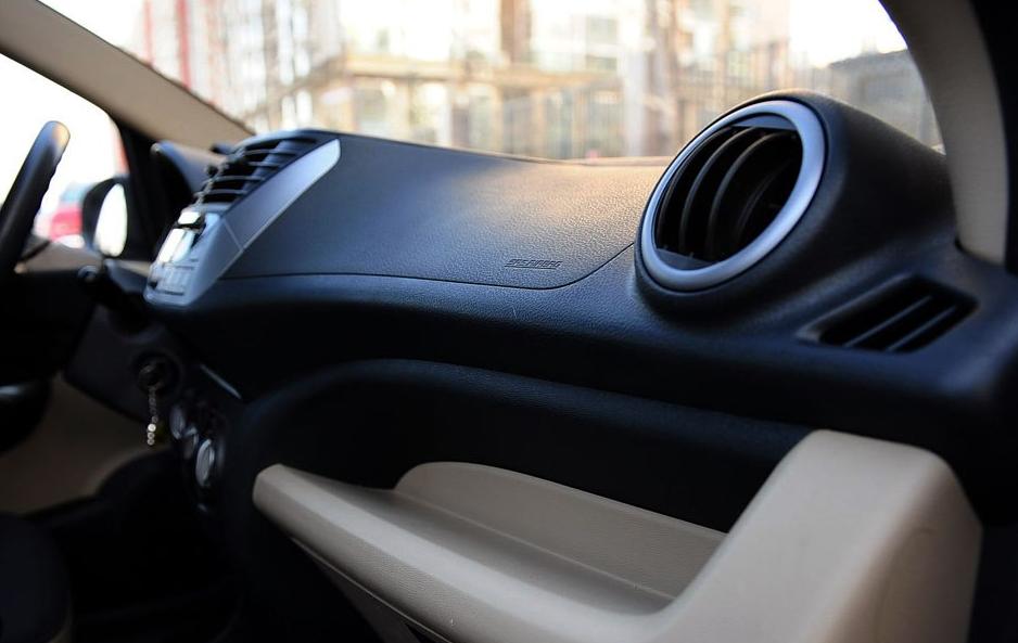 二手奥拓快乐王子值得买吗,2万多块钱买二手车划算吗