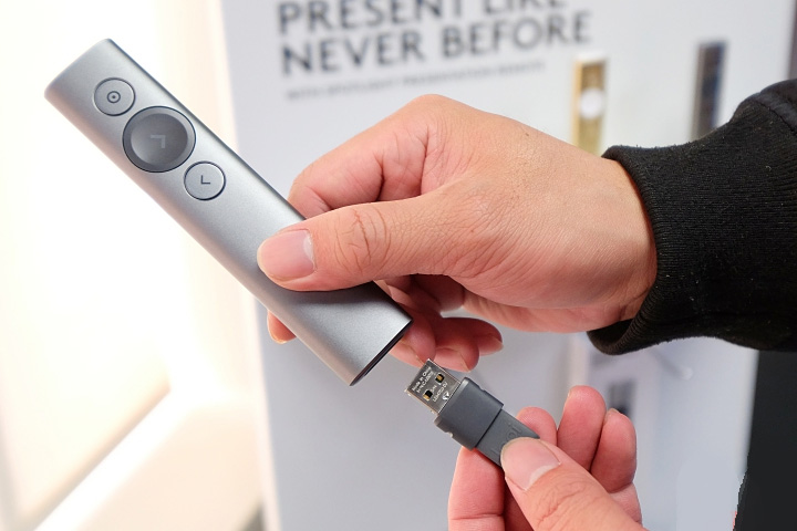 罗技spotlight使用说明书,罗技spotlight翻页笔什么原理