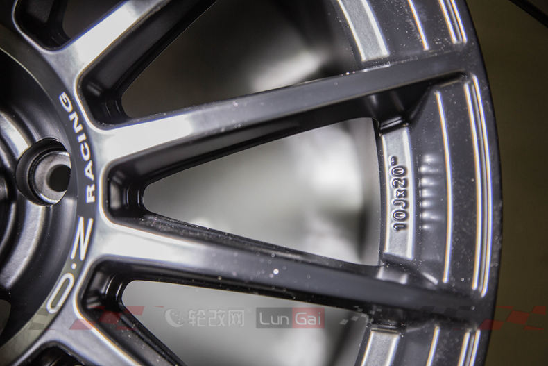 ozsuperturismolm轮毂评测,ozsuperturismogt轮毂