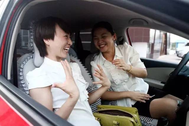 买suv还是轿车家用好,买suv还是轿车性价比高