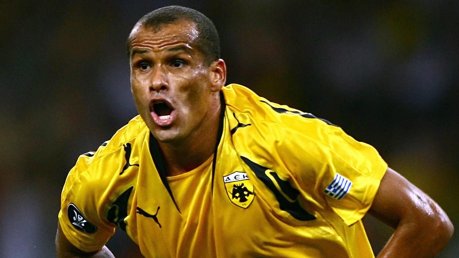 足球中场大师,足球中场大师教学