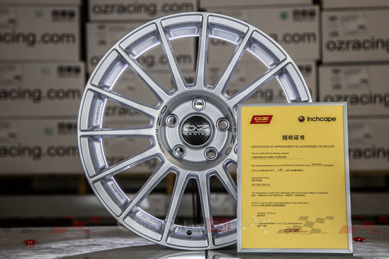 勒芒经典——OZSuperturismoLM轮毂细节展示