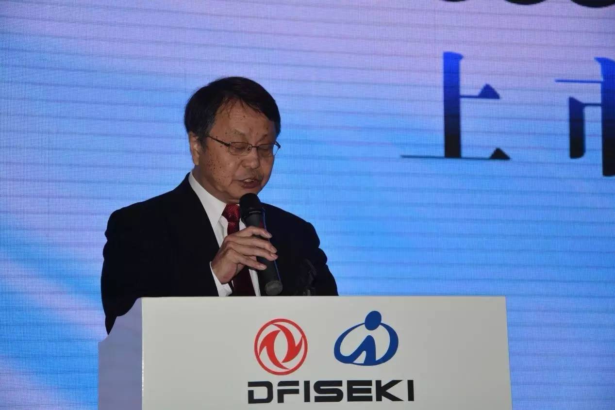 东风井关翼农ENC888全喂入收割机耀目上市